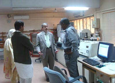 Executive Director of COMSATS Visits its Partners in Karachi