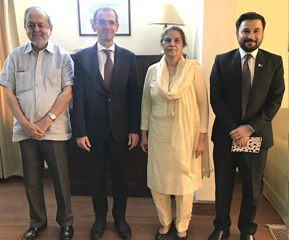 Contacts Established With the New Portuguese Ambassador