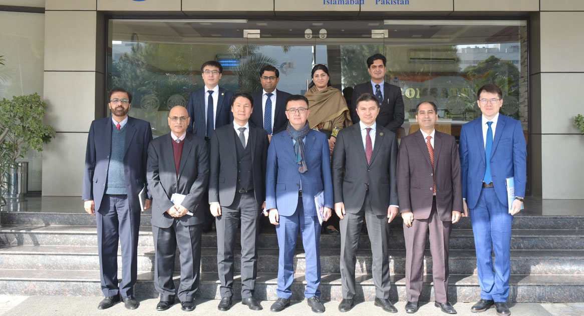 COMSATS Strengthens Cooperative Ties with Kazakhstan