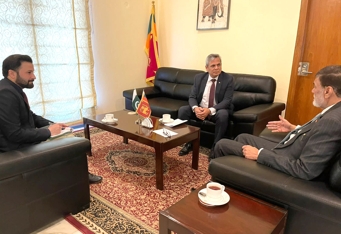 The Executive Director COMSATS Calls on the High Commissioner of Democratic Socialist Republic of Sri Lanka