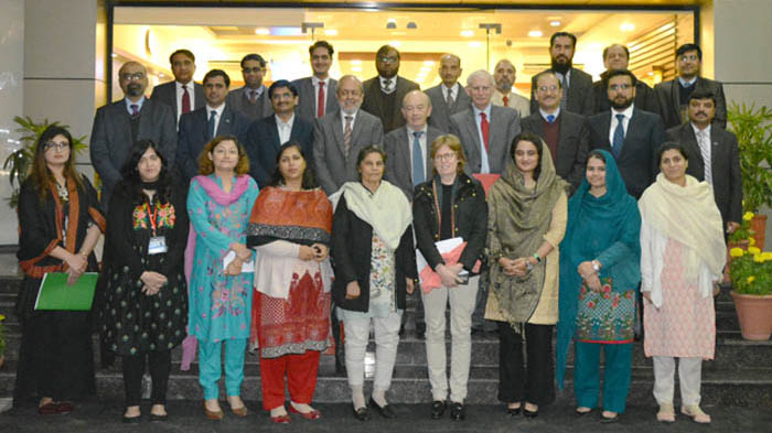 Experts from the North visit COMSATS Secretariat