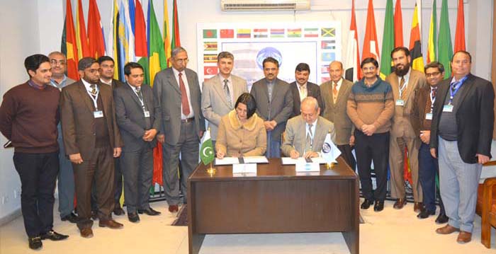 COMSATS and AIPS to Cooperate for Capacity-Building Activities in Higher Education