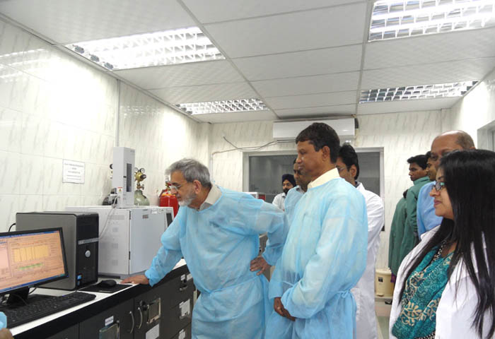 COMSATS’ Centre of Excellence in Bangladesh hosts Executive Director’s Visit